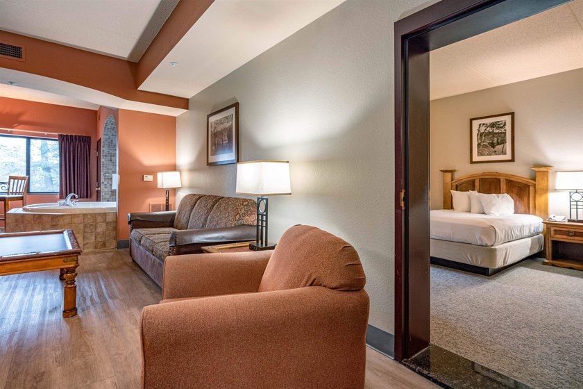 Wake up to river views. Sip your coffee on the balcony. End your - photo 17