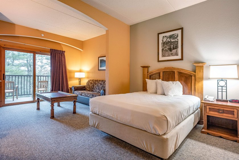 Wake up to river views. Sip your coffee on the balcony. End your - photo 33