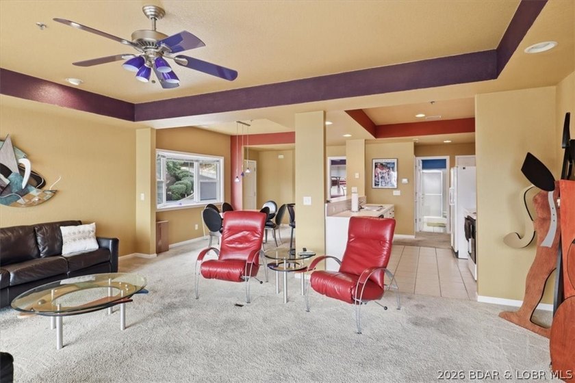 Great opportunity to own a turnkey lakefront condo at the Lake - photo 4