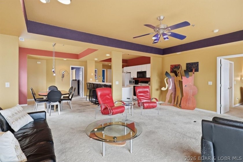 Great opportunity to own a turnkey lakefront condo at the Lake - photo 5