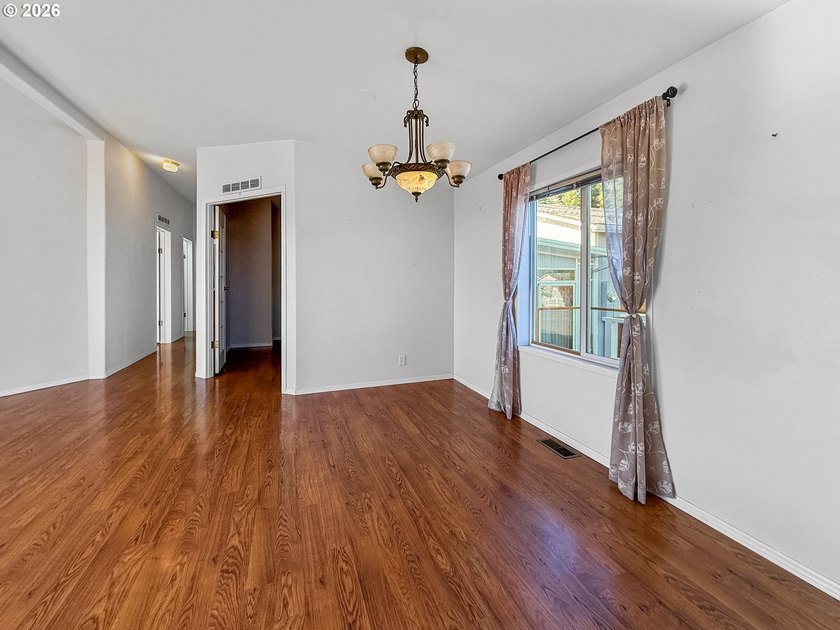 This spacious home in the desirable Camellia Park, a 55-and-over - photo 16