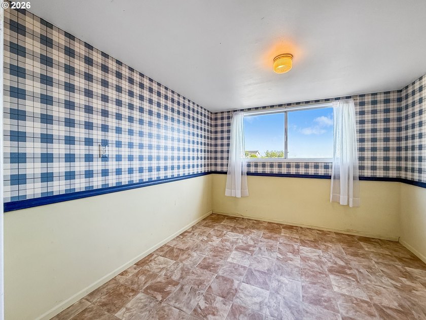 This spacious home in the desirable Camellia Park, a 55-and-over - photo 35