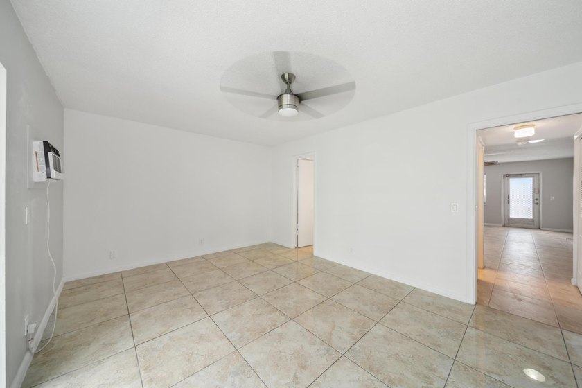 Welcome to this updated 1-bedroom, 1.5-bathroom condo is - photo 11