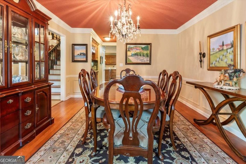 Beautifully maintained 4-bedroom, 3-bath four-sides brick home - photo 30