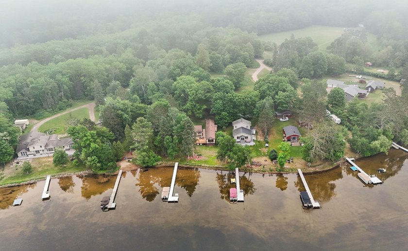 Amazing opportunity to own this property on Round Lake with 100 - photo 39