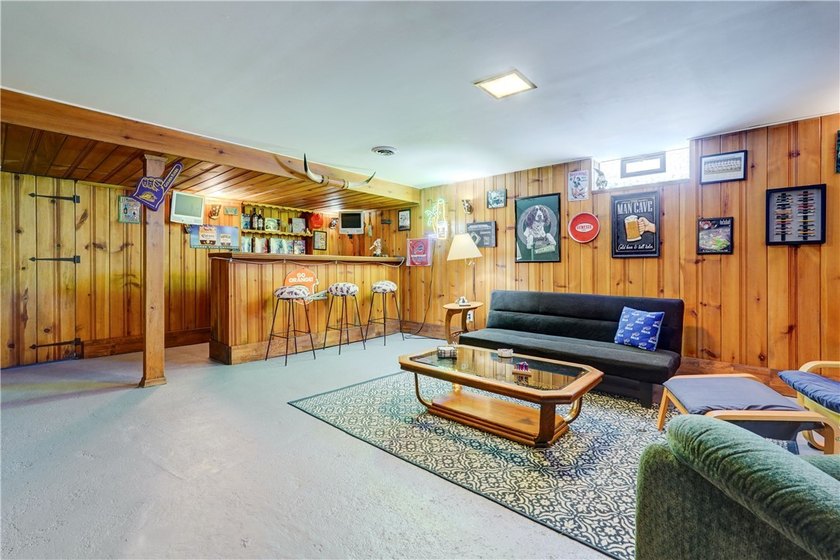 Charm meets peace of mind in this beautiful Irondequoit home! - photo 43