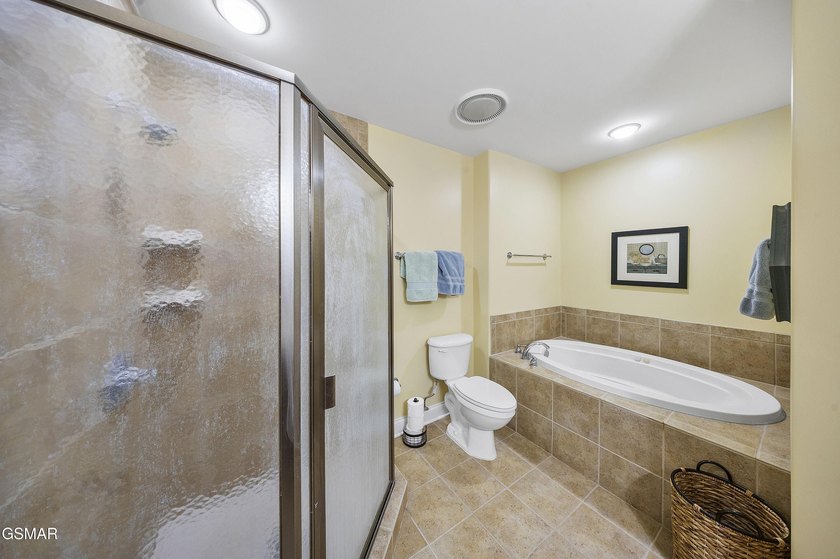 Exceptional opportunity to experience lakefront living at Harbor - photo 22