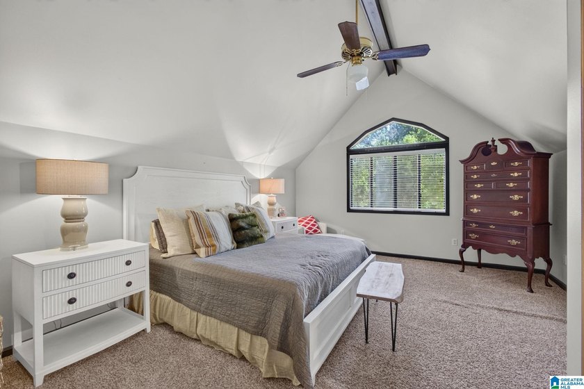 Welcome to your ultimate lakefront retreat! Discover the perfect - photo 22