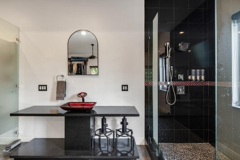 Spanning 6,293 total square feet, including 4,844 square feet - photo 33