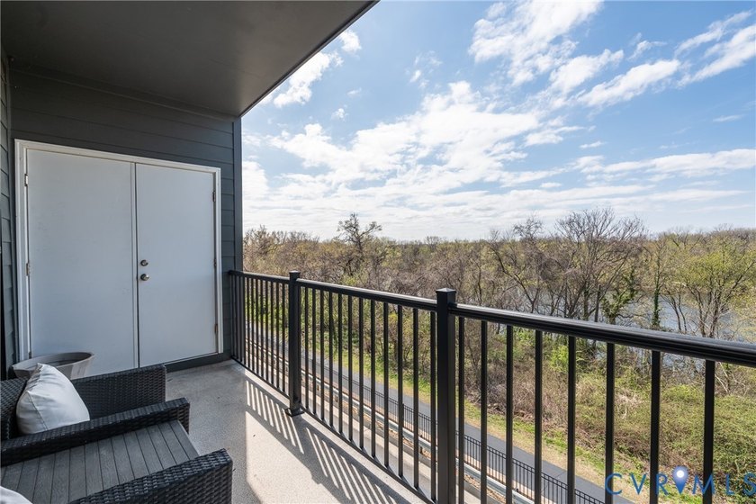 Experience elevated city living in this exceptional modern 3 Bed - photo 19