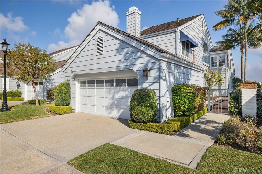 Set within the gated and private community of Belcourt, this - photo 21