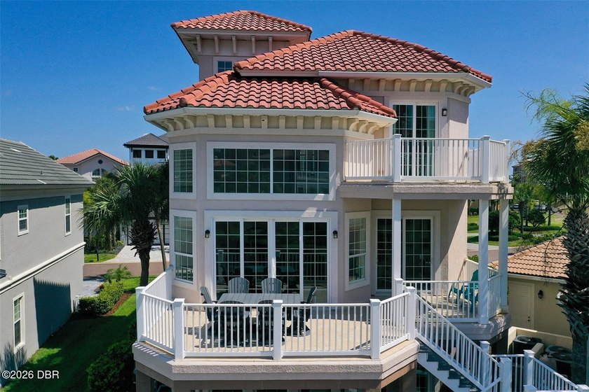 Relaxed coastal living meets everyday comfort in this spacious - photo 33