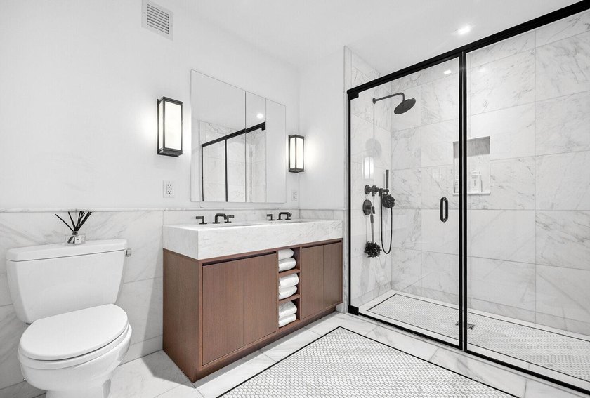 Introducing Residence 18B at The NOMA, a beautifully appointed - photo 7