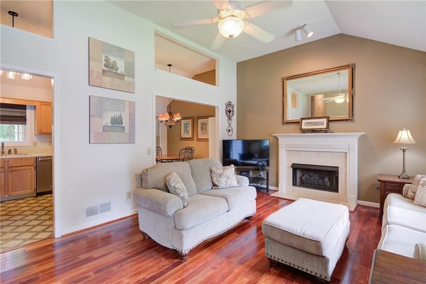 Welcome to #6580 Remington Drive in Cumming, a beautifully - photo 4