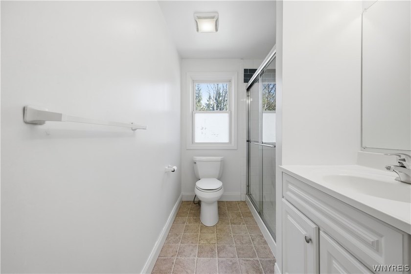 Spacious and well-maintained upper/lower double offering - photo 19
