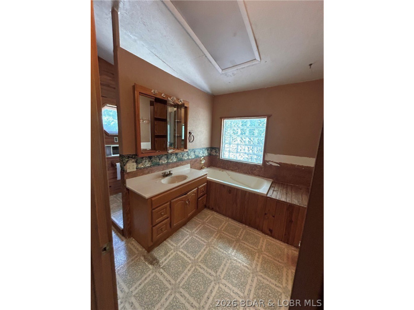 Rare opportunity to own nearly 34 acres in one of the Lake - photo 20
