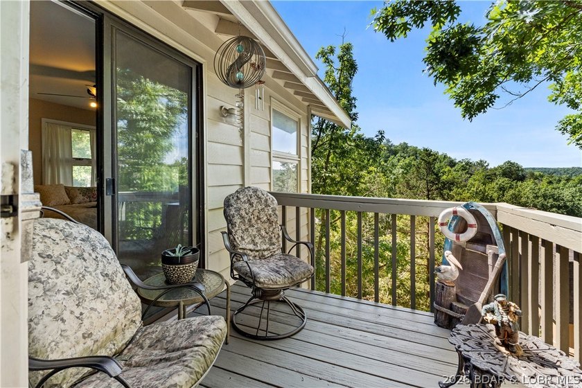 Welcome to the heart of one of Lake of the Ozarks' most - photo 10