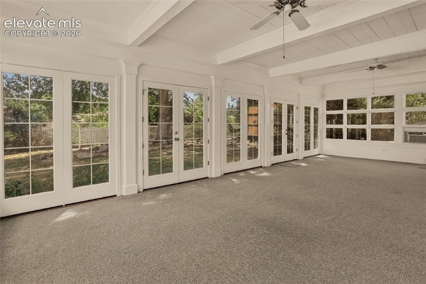 Lovingly preserved and timeless 1954 brick Colonial ranch on a - photo 15