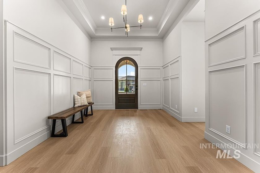 Brand-new luxury single-level home on nearly one acre, backing - photo 3