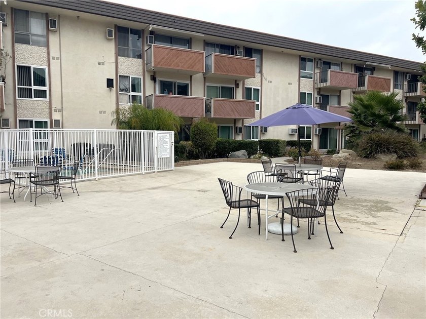 This is a Short Sale, subject to lender approval. Welcome to the - photo 16