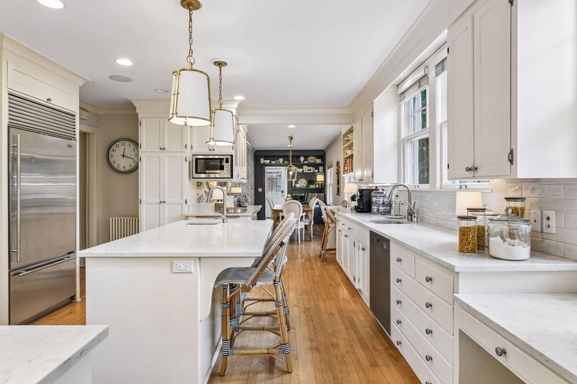 Enchanting red brick center hall Colonial on coveted West Lake - photo 22