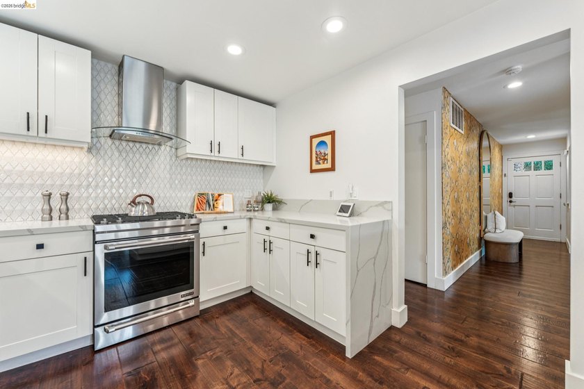 Welcome to 2028 Damuth Street #1, a spacious 3-bedroom, 2-bath - photo 23