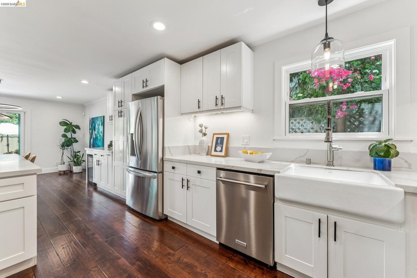 Welcome to 2028 Damuth Street #1, a spacious 3-bedroom, 2-bath - photo 24