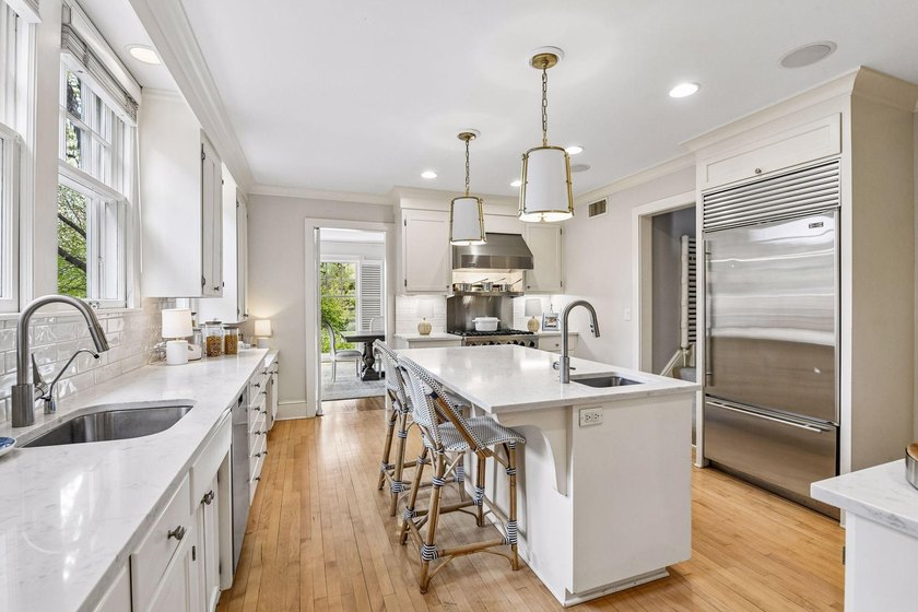 Enchanting red brick center hall Colonial on coveted West Lake - photo 26