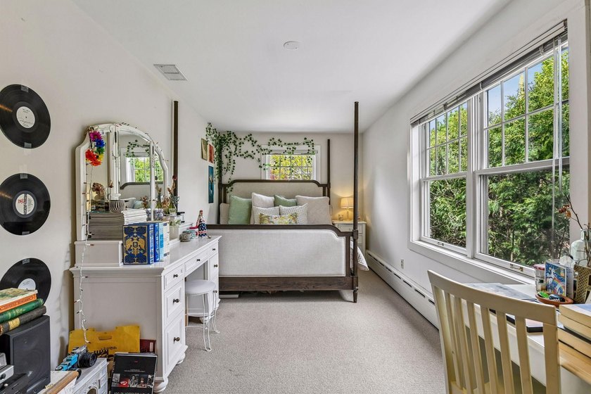 Enchanting red brick center hall Colonial on coveted West Lake - photo 36
