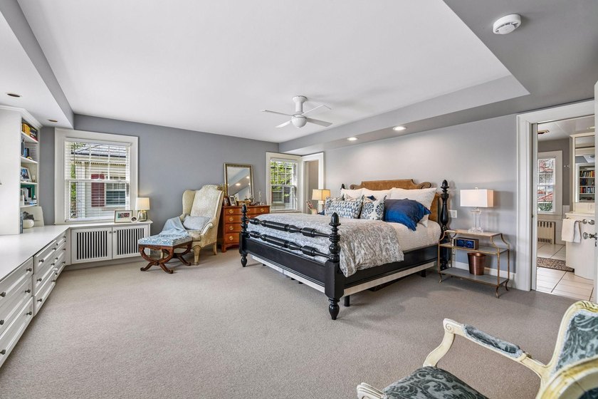 Enchanting red brick center hall Colonial on coveted West Lake - photo 40