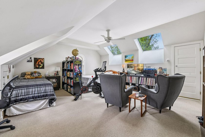 Enchanting red brick center hall Colonial on coveted West Lake - photo 49