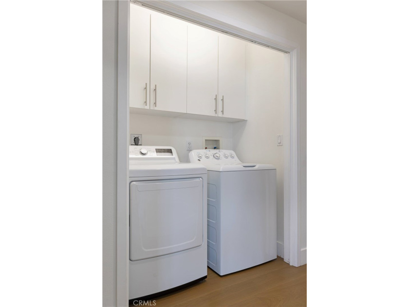 Welcome to 150 The Promenade N #202, a fully renovated - photo 20