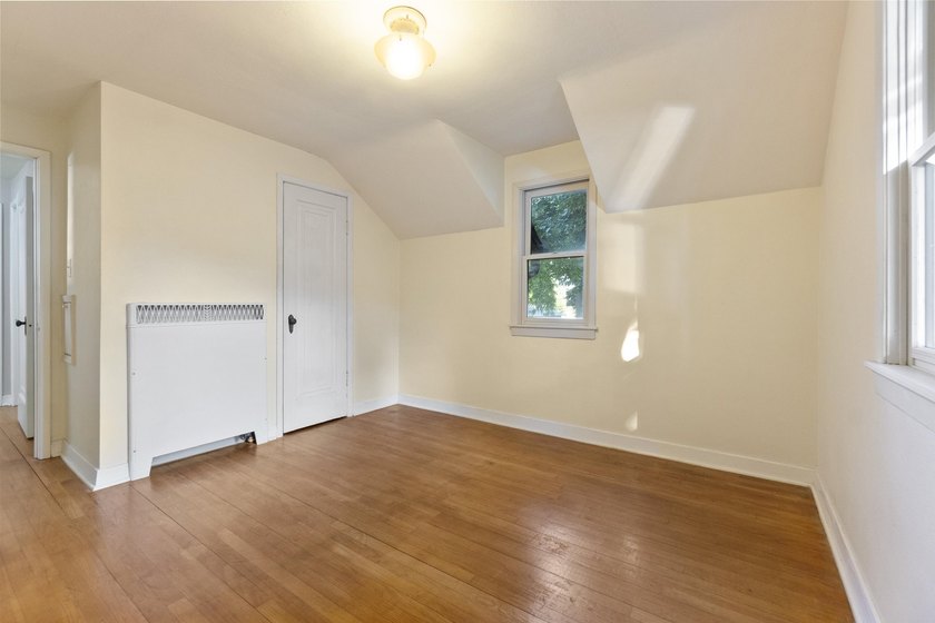 Enjoy lakefront living on the south end of Lake Winnebago! This - photo 25