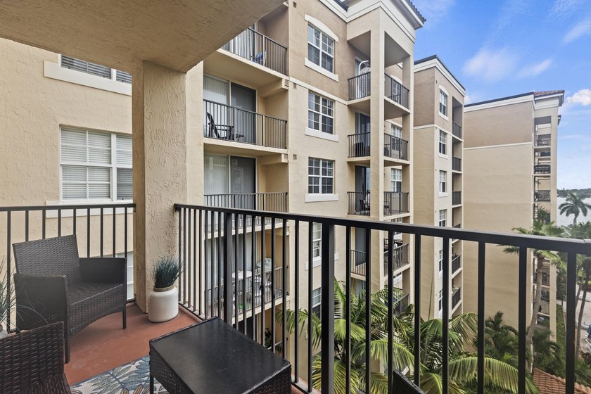 Beautifully maintained residence in the sought-after Flagler - photo 27