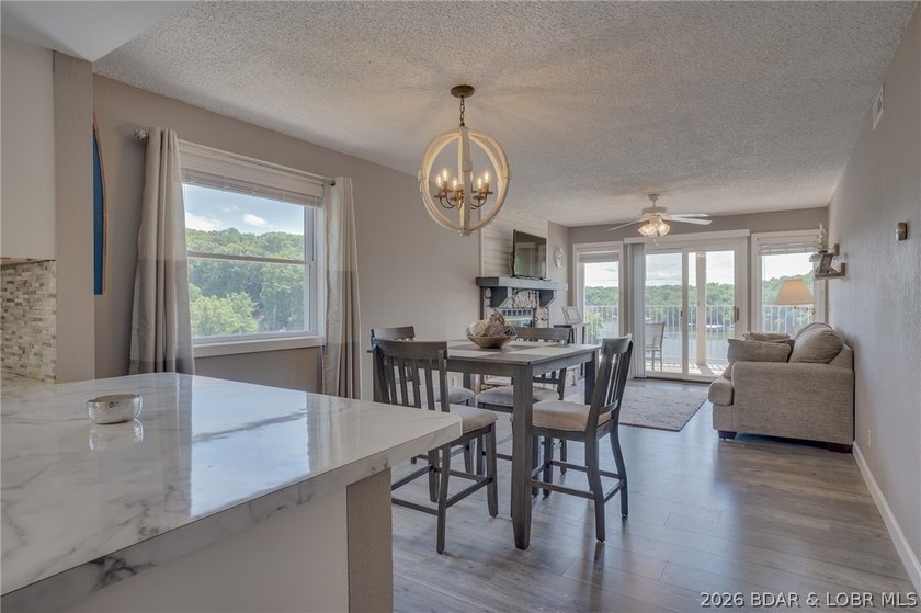 Imagine waking up to spectacular lake views every day in this - photo 6