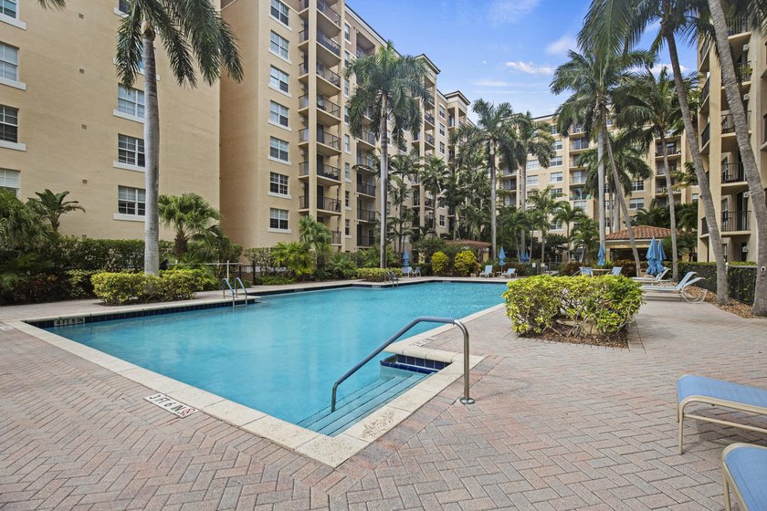 Beautifully maintained residence in the sought-after Flagler - photo 37