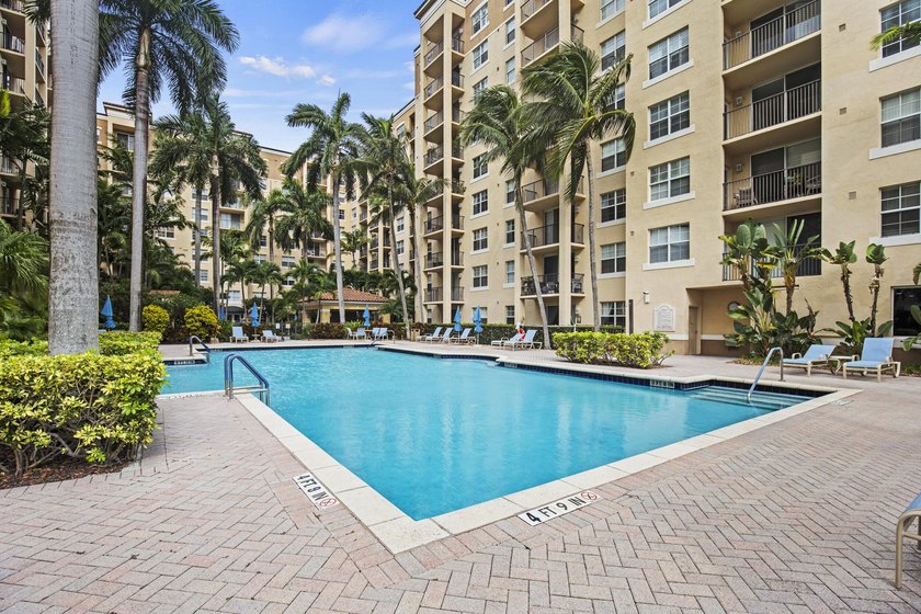 Beautifully maintained residence in the sought-after Flagler - photo 38