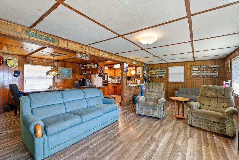 Great location near marina on Greers Ferry lake...1.3 acres with - photo 41