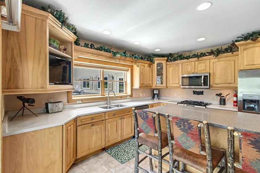 Discover a one-of-a-kind Sauk County Barndominium offering over - photo 25