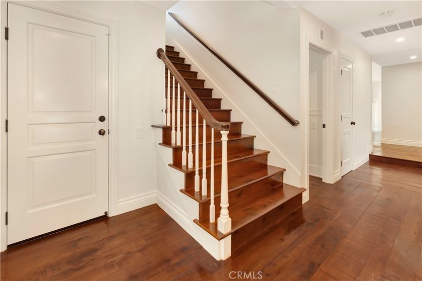 Welcome to 1807 Port Tiffin! This charming home offers high - photo 18