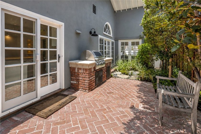 Welcome to 1807 Port Tiffin! This charming home offers high - photo 25