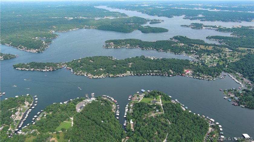 YOUR LAKE GATEAWAY IS WAITING! Escape to the perfect blend of - photo 10