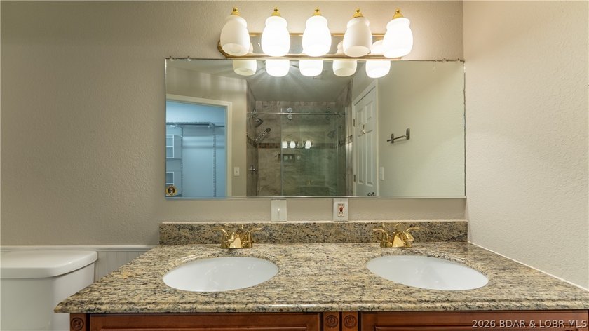 Move-in ready home offering an unbeatable location by both land - photo 10