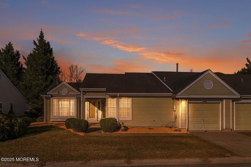 Welcome to 1057A Buckingham Drive, a beautifully maintained 2 BD - photo 3