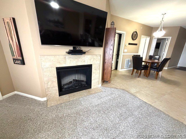 Experience lake living at its finest and even increase the bank - photo 7