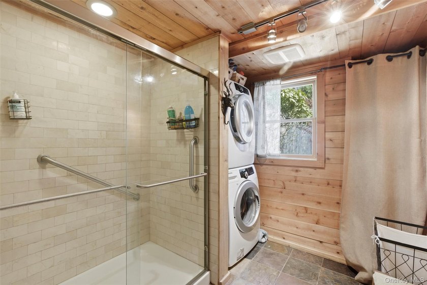 Set in the heart of Stony Brook Village, this charming two - photo 10