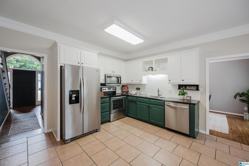 Located in a prestigious lake community &amp; zoned to the highly - photo 12
