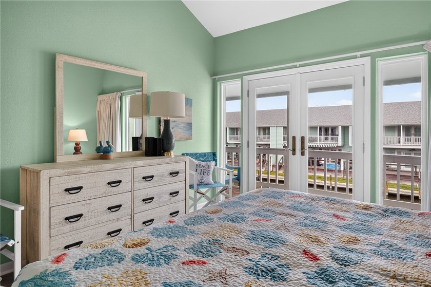 Prestigious Key Allegro Waterfront Condo - Turnkey Investment &amp; - photo 15