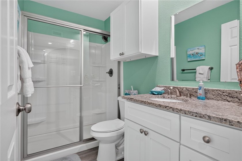Prestigious Key Allegro Waterfront Condo - Turnkey Investment &amp; - photo 16