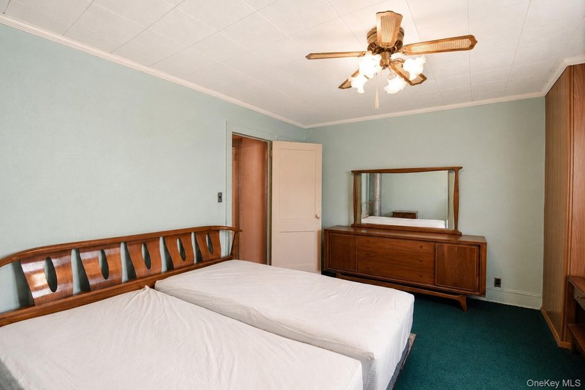Lovingly cared for over the last 60 years by one owner, this - photo 13